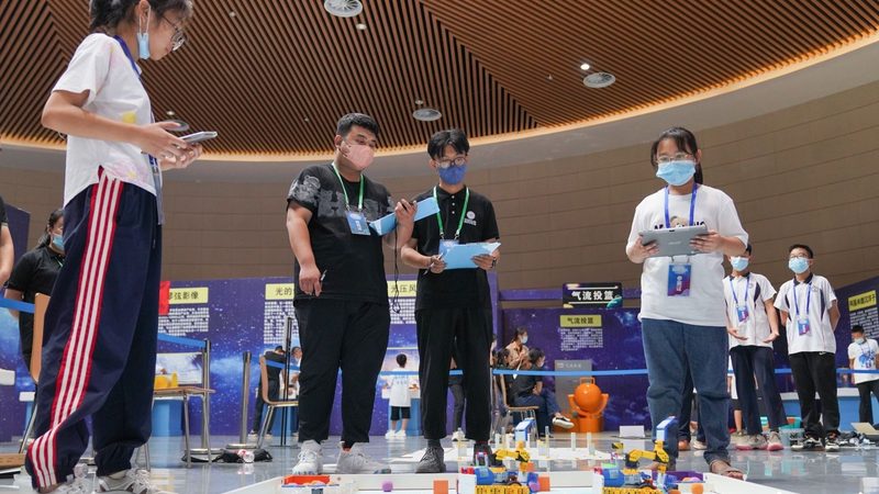 科技研发团队搭建：五大关键要素解析**